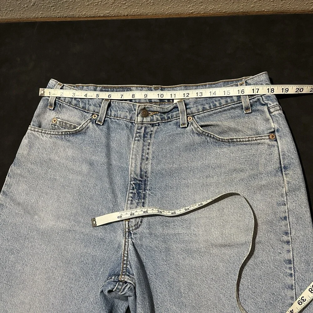 Vintage Levi’s 560 Wide Leg Orange Tab Denim Jean Shorts Jorts Mens 38 1990s